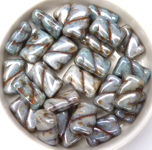 0100040 Opaque White Green/Blue Luster 8 Pc.-8457