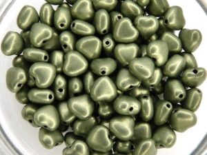 0100047 Matte Metallic Green Heart 30 Pc.-0