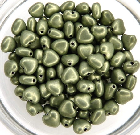 0100047 Matte Metallic Green Heart 30 Pc.-0