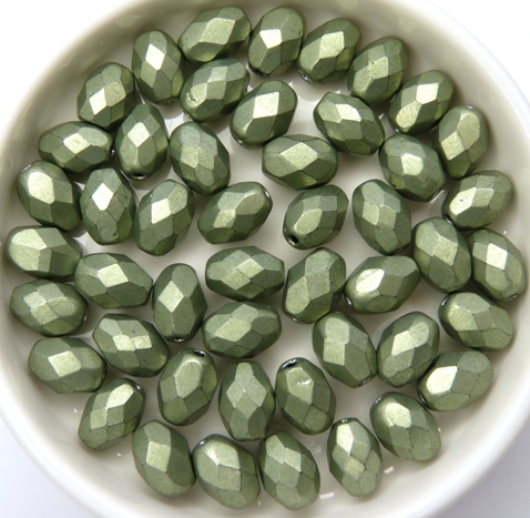 0100450 Metallic Suede Light Olive Green Oval Facet 8 x 6 mm. 15 Pc.-8512
