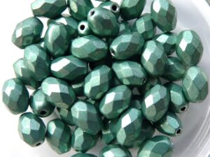 0100509 Metallic Light Green Oval Facet 8 x 6 mm. 15 Pc.-0