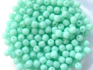 03-R-63100 Opaque Pale Jade Round 3 mm. 120 Pc.-8538
