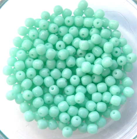 03-R-63100 Opaque Pale Jade Round 3 mm. 120 Pc.-8538