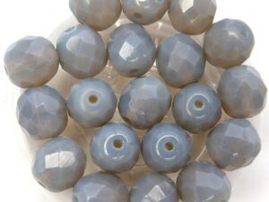 0020230 Opal Grey facet 8 mm. 12 Pc.-0