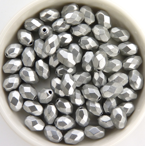 0020276 Metallic Suede Silver Oval Facet 8 x 6 mm. 15 Pc.-0 0020276 Metallic Suede Silver Oval Facet 8 x 6 mm. 15 Pc.-0
