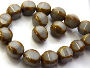 0020285 Opaque Grey Travertin facet 8 mm. 12 Pc.-8758