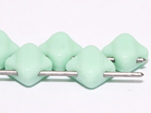 SL-53100 Silky Bead Opaque ( Light) Mint Green 30 Pc.-8819