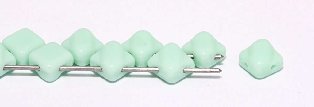 SL-53100 Silky Bead Opaque ( Light) Mint Green 30 Pc.-8819