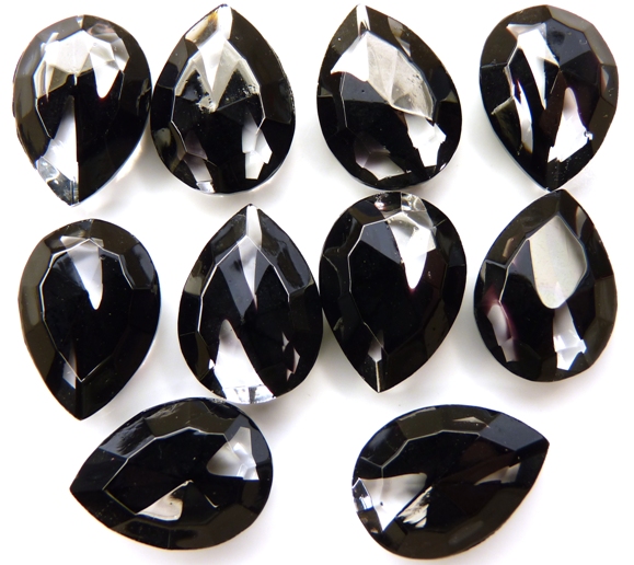 23980-00030-PE Pearshape Jet /Crystal 18 x 13 mm.-0 23980-00030-PE Pearshape Jet /Crystal 18 x 13 mm.-0
