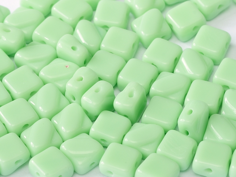 SL-53100 Silky Bead Opaque ( Light) Mint Green 30 Pc.-0 SL-53100 Silky Bead Opaque ( Light) Mint Green 30 Pc.-0