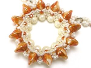 DIONE-APRICOT-CREAM Pendant by Peggy Heidrich KIT-0