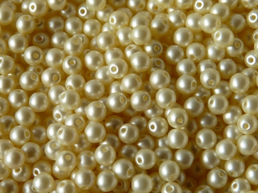 04-R-02010-46112 Cream Shell Opaque Luster, Round 4 mm. 100 Pc.-9623