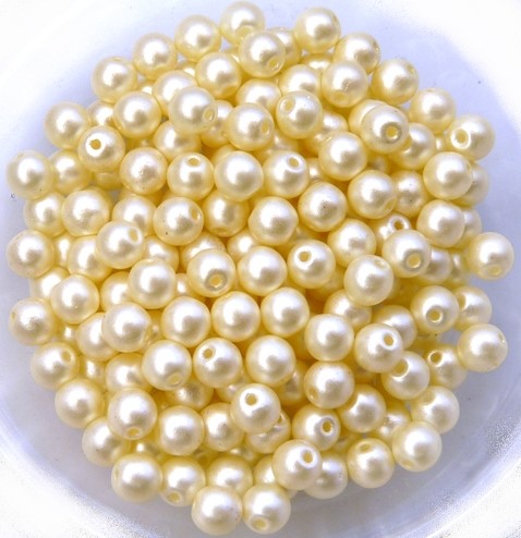 04-R-02010-46112 Cream Shell Opaque Luster, Round 4 mm. 100 Pc.-0 04-R-02010-46112 Cream Shell Opaque Luster, Round 4 mm. 100 Pc.-0