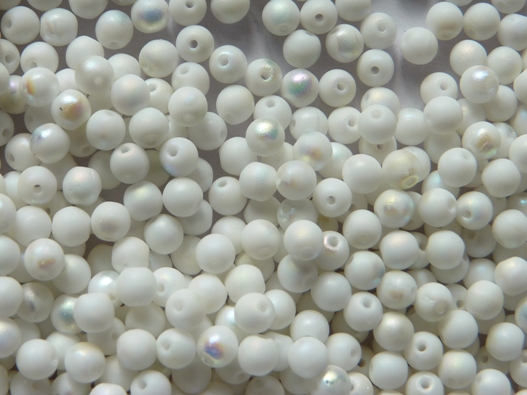 04-R-03000-28771 Opaque White Matte AB, Round 4 mm. 100 Pc.-9616