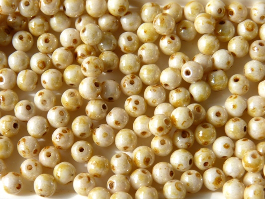04-R-02010-65401 Opaque White Beige Marmor Luster, Round 4 mm. 100 Pc.-9620