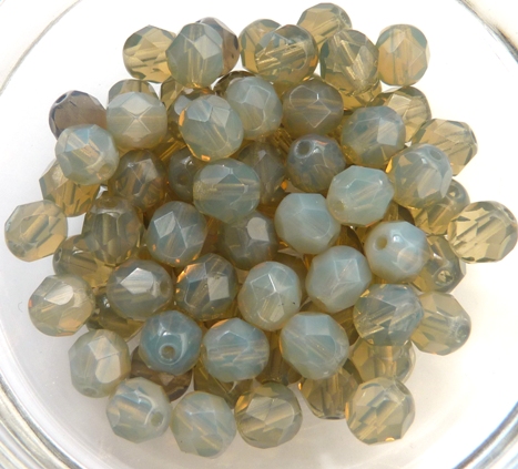 0020227 Opal Grey facet 6 mm. 25 Pc.-0