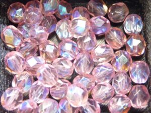 0070319 Coated Milky Pink AB facet 6 mm. 25 Pc.-9781