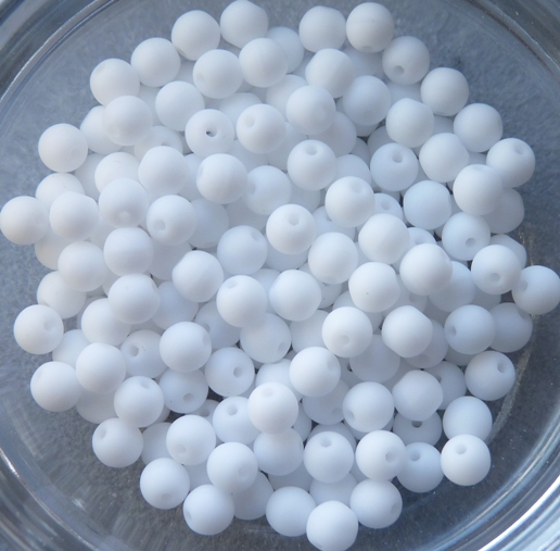 04-R-03000-84110 Mat Chalk White round 100 Pc..-0