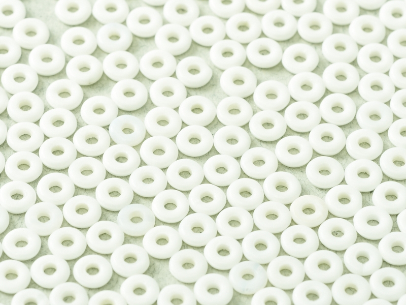 O-03000 Chalk White O bead ® 5 gram-0 O-03000 Chalk White O bead ® 5 gram-0