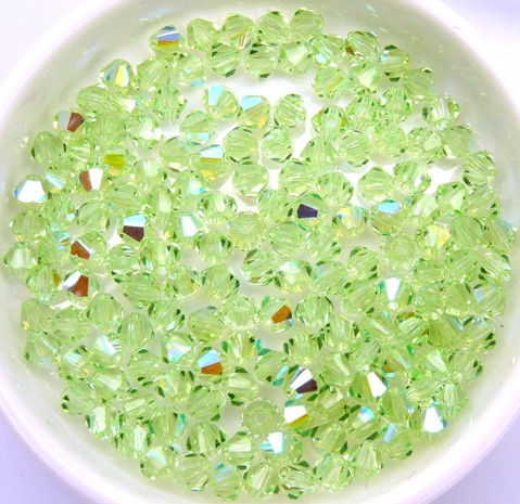 04-MC-50800-28701 Chrysolite AB, 4 mm. 50 stuks-10863