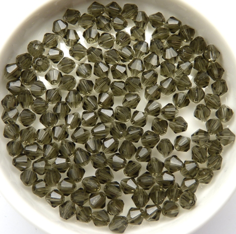 04-MC-40030 Bicones Dark Black Diamond 4 mm. 50 Pc.-11015