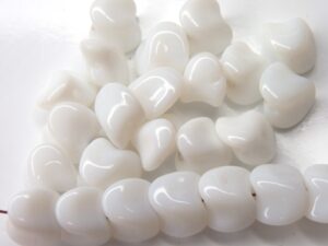 0140009 White Alabaster, Glass Bead. 35 Pc.-11567