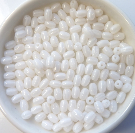 0140029 Silky White, Rice Bead 100 Pc.-0 0140029 Silky White, Rice Bead 100 Pc.-0