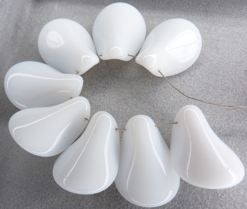 0140033 Chalk White Glass Bead, 5 Pc.-0