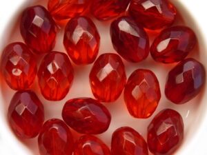 0050234 Siam (rood) Oval facet 13 x 10 mm. 6 Pc.-11810