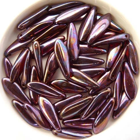 0050081 Siam Red Purple Iris Dagger bead 14 Pc.-12279