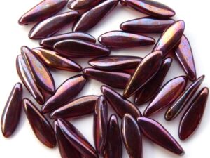 0050081 Siam Red Purple Iris Dagger bead 14 Pc.-12277