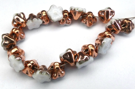 FLB-03000-27101 Chalk White Capri Gold Flower Button 40 Pc.-12608