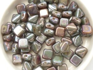 SL-13010-15781 Silky Bead, Opaque Beige Purple Iris 30 Pc.-0