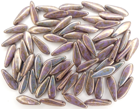 0080249 Opaque White Flamed Purple/Grey Dagger bead 15 Pc.-12941
