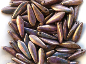 0080249 Opaque White Flamed Purple/Grey Dagger bead 15 Pc.-12943