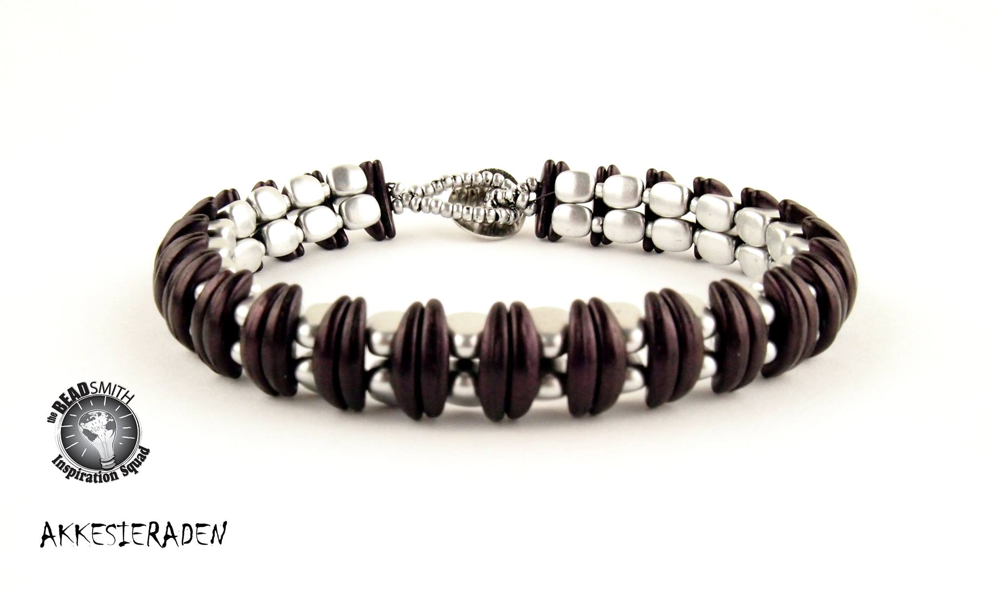So Cute Bracelet, by Akke Jonkhof, free tutorial with Nib-Bit Beads.-12872