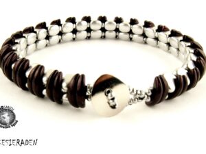 So Cute Bracelet, by Akke Jonkhof, free tutorial with Nib-Bit Beads.-12873