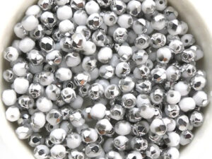 0140250 Opaque White half Silver facet 4 mm. 50 Pc.-13436