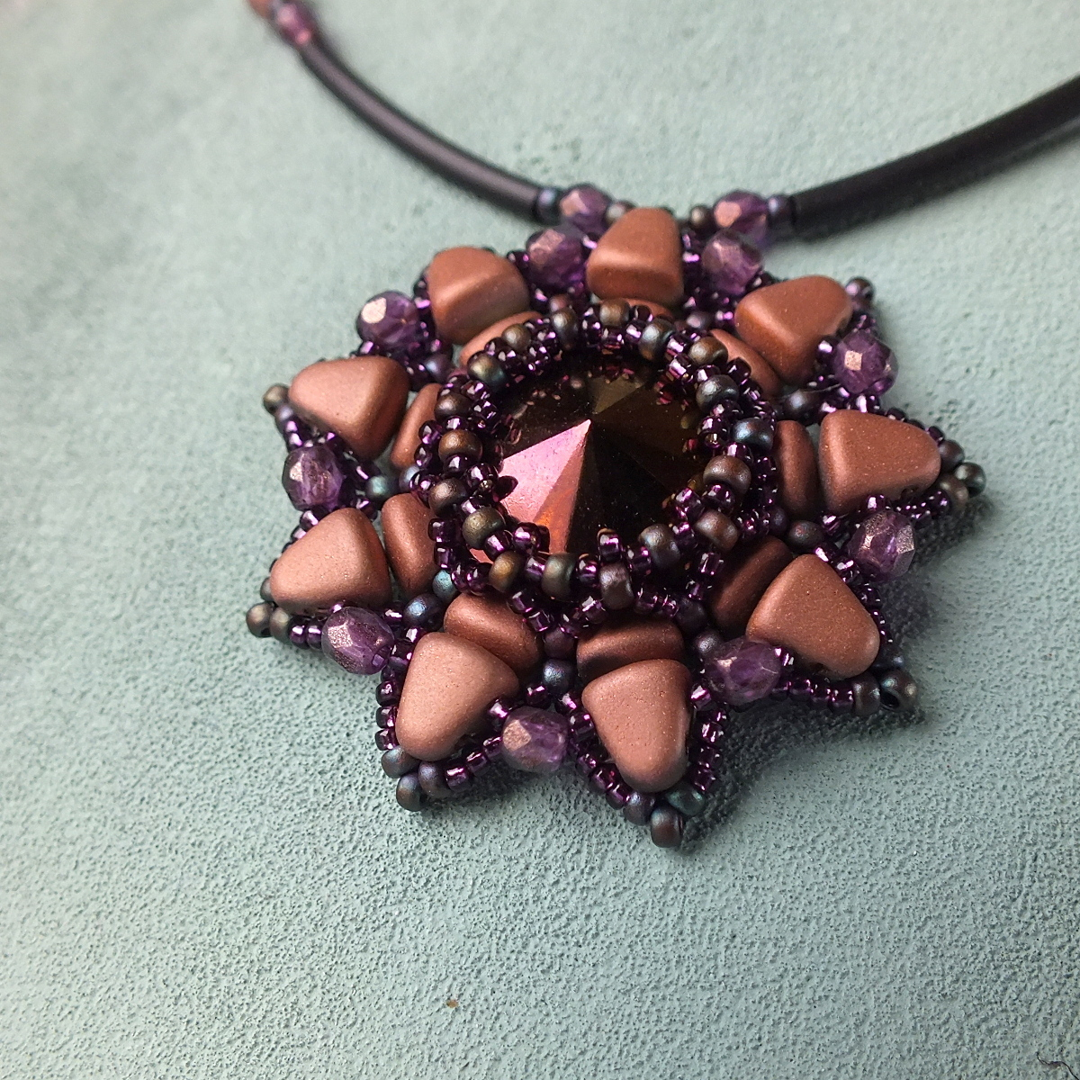 Solaris Pendant, Free Pattern with Nib-Bit™ Beads.-0 Solaris Pendant, Free Pattern with Nib-Bit™ Beads.-0