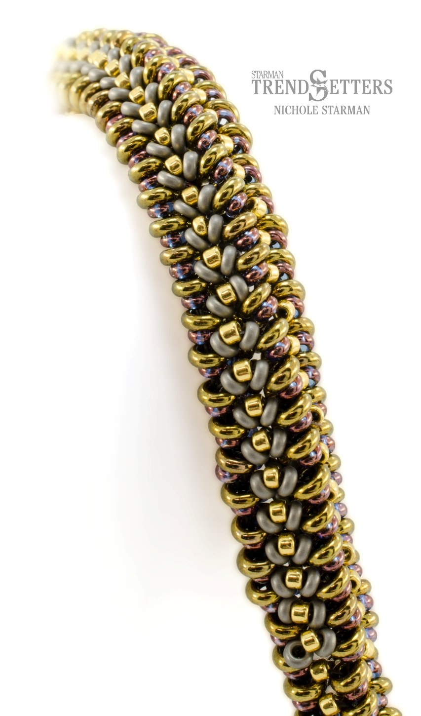 Bountiful Bracelet, Gratis Patroon met TOHO Demi Round Beads.-0