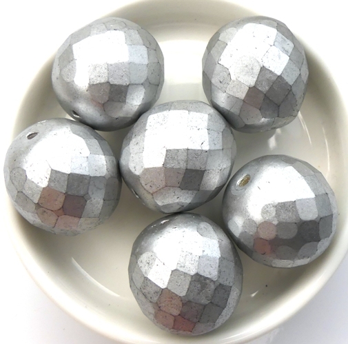 0020263 Alabaster matt Silver Facet 18 mm. 2 Pc.-0 0020263 Alabaster matt Silver Facet 18 mm. 2 Pc.-0