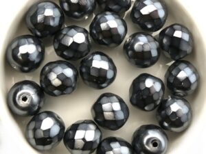 0020301 Jet Snake Silver facet 10 mm. 10 stuks-14670