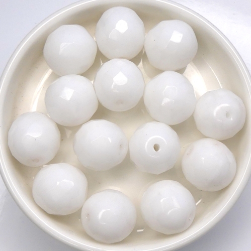 0140253 Opaque White, Facet 12 mm. 6 Pc.-0 0140253 Opaque White, Facet 12 mm. 6 Pc.-0