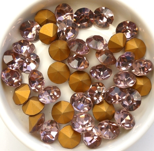 SS39-MCC-70110-98521 Vintage Rosaline Gold Foiled Chaton 12 Pc.-0