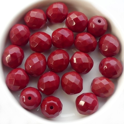 0050259 Opaque Red, Facet 10 mm. 6 Pc.-0