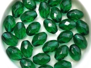 0100518 Emerald Oval Facet 11 x 8 mm. 14 Pc.-0