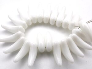 0140044 Opaque White Tooth Beads 35 Pc.-0