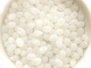 CD-01000 White Opal Czech Drops 100 Pc.-0