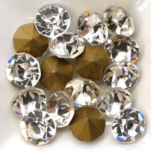 SS39-MCC-00030-98521 Crystal Gold Foiled Chaton 8 mm. 12 Pc.-15379 SS39-MCC-00030-98521 Crystal Gold Foiled Chaton 8 mm. 12 Pc.-15379