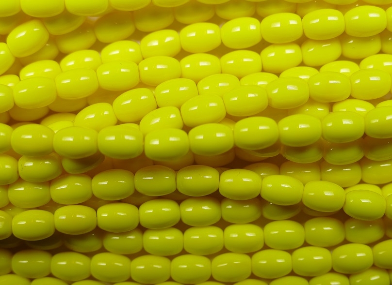 0130031 Opaque Yellow Barrel Bead, 40 stuks-0 0130031 Opaque Yellow Barrel Bead, 40 stuks-0